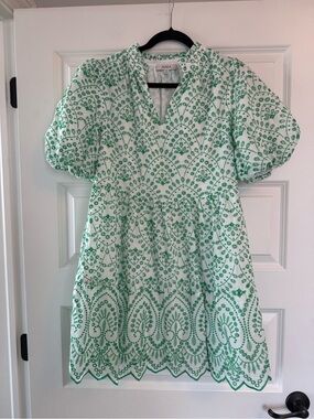 NWOT Avara Eyelet Dress